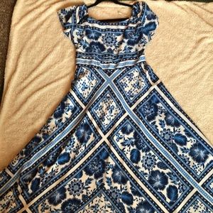 Senorita floral maxi dress